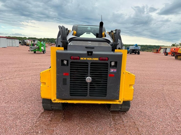 new-holland-c362-image-5