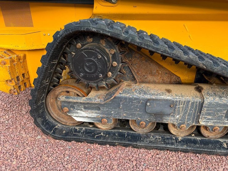 deere-325g-image-16