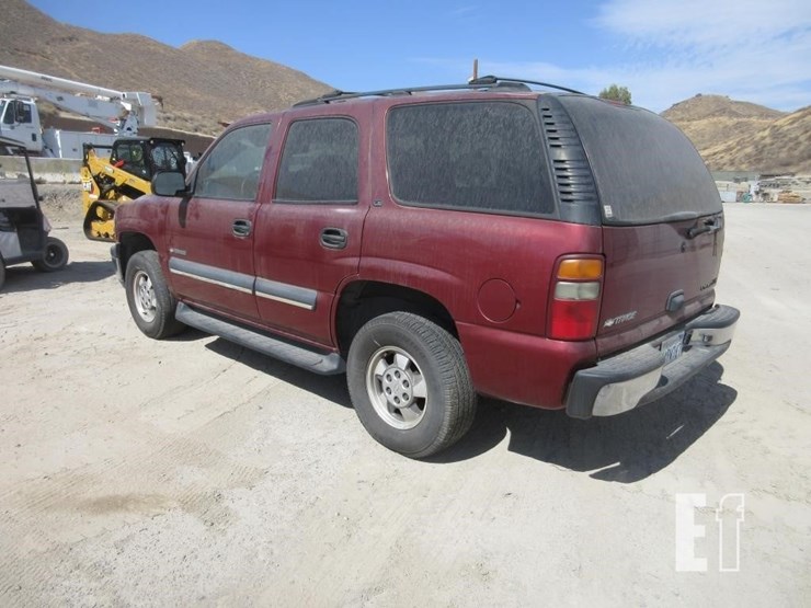2002-chevrolet-tahoe-image-4