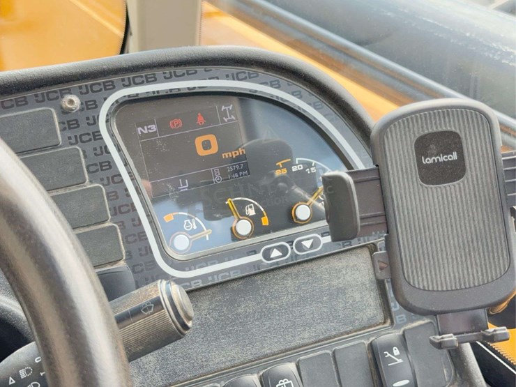 2019-jcb-540-140-image-56