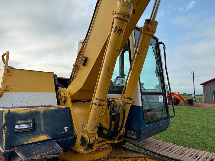 komatsu-pc150-lc-5-image-26