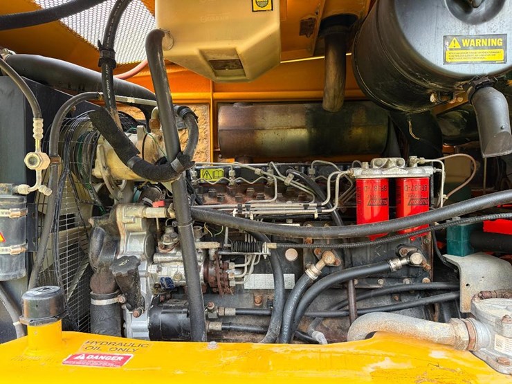 jcb-426b-image-24