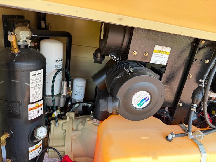 2019-doosan-p185-image-19