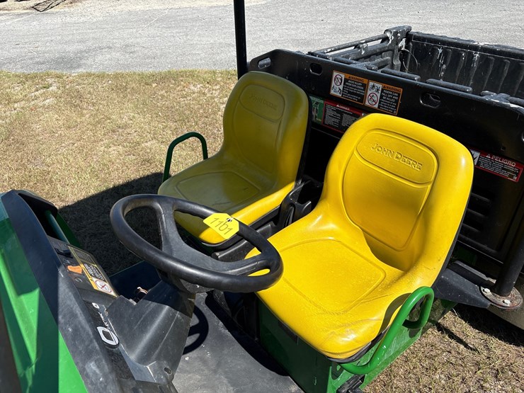 john-deere-gator-image-4