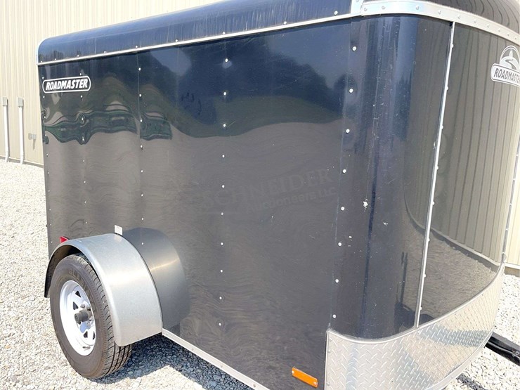 2009-roadmaster-5'x8'-enclosed-cargo-trailer-image-11