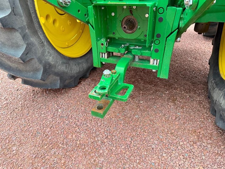 john-deere-6120r-image-43