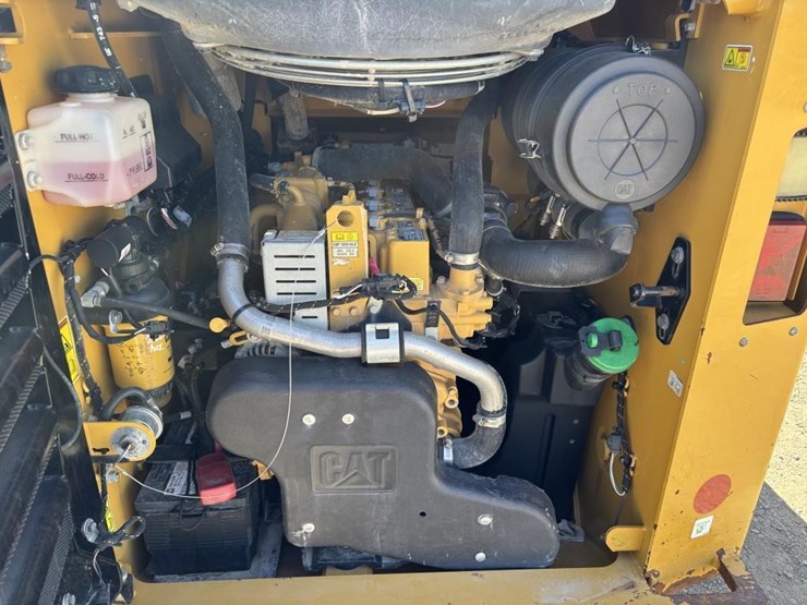 2020-caterpillar-289d3-image-36