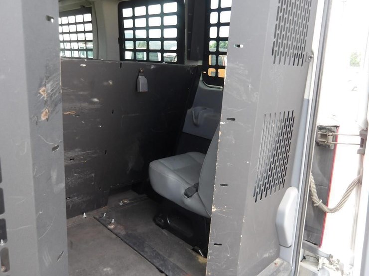2017-ford-transit-image-17