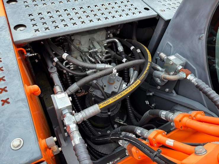 2016-doosan-dx225-lc-5-image-42