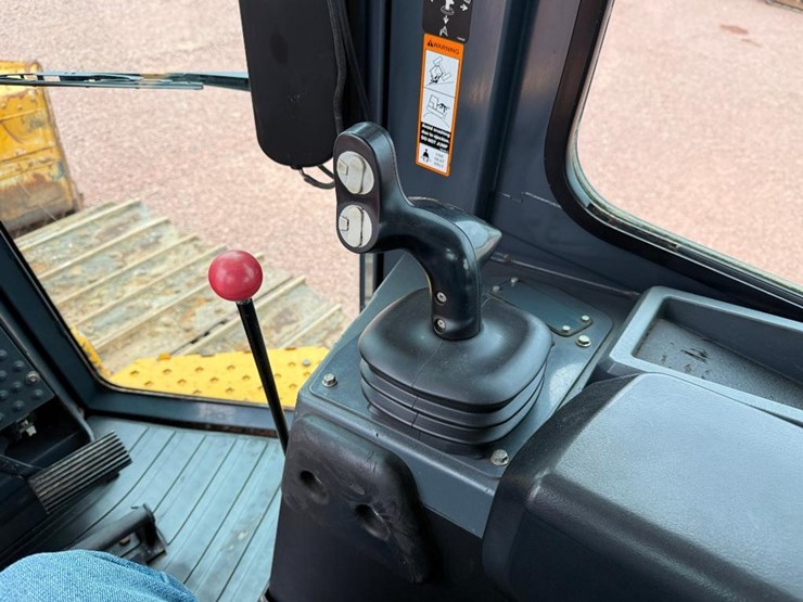 deere-700k-lgp-image-49