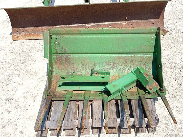 john-deere-60-image-11