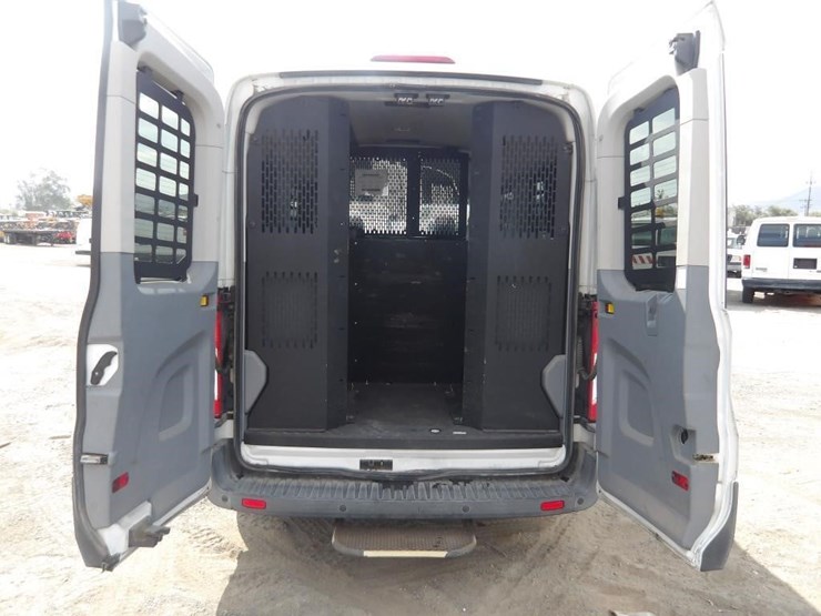 2017-ford-transit-image-15