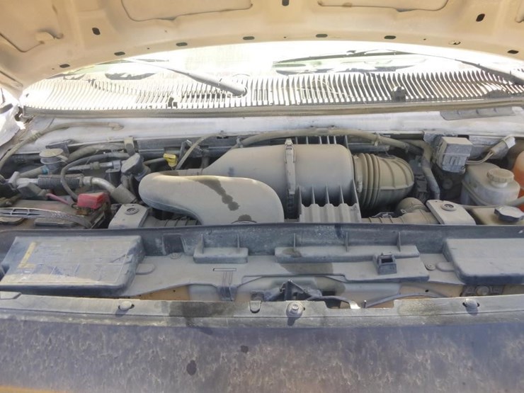 2008-ford-e350-image-24