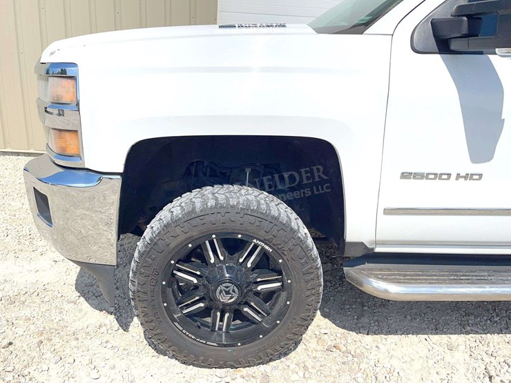 2015-chevrolet-2500hd-image-61