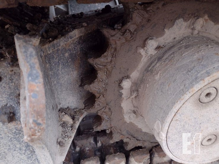 2016-kubota-kx040-4-image-13