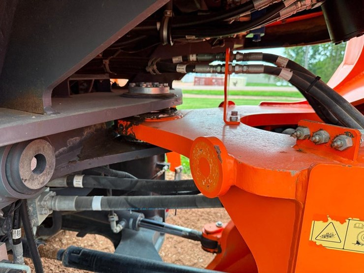 2017-doosan-dl250-5-image-40
