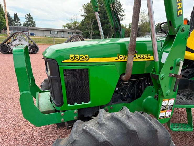 john-deere-5320-image-31