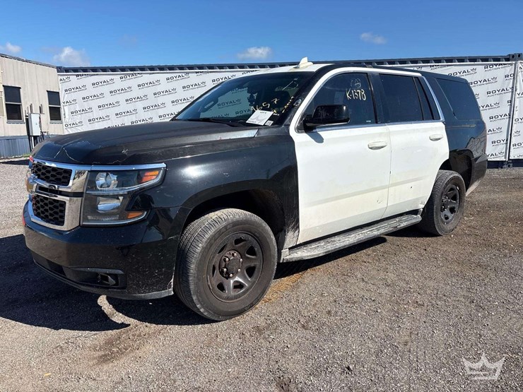 2018-chevrolet-tahoe-image-1