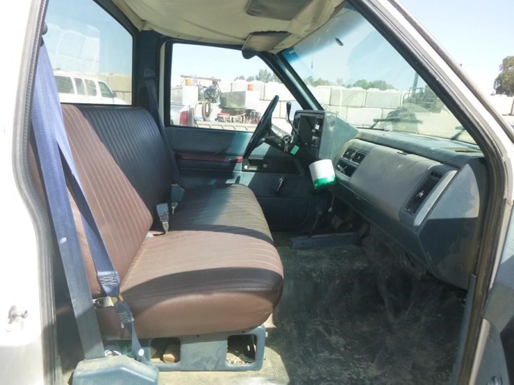 1990-chevrolet-k1500-image-15