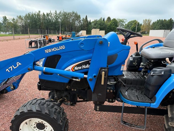 new-holland-tc35da-image-13