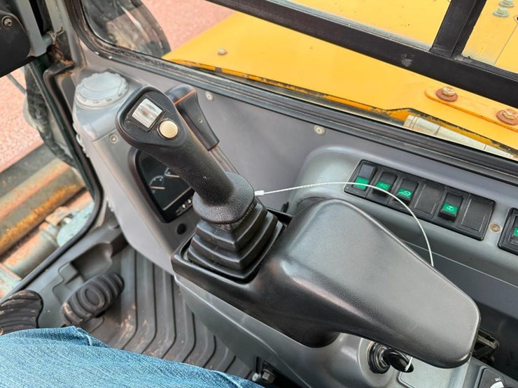volvo-ecr88-image-57