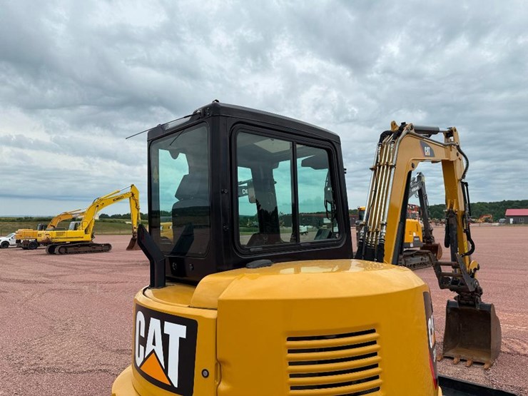 caterpillar-305e2-cr-image-17