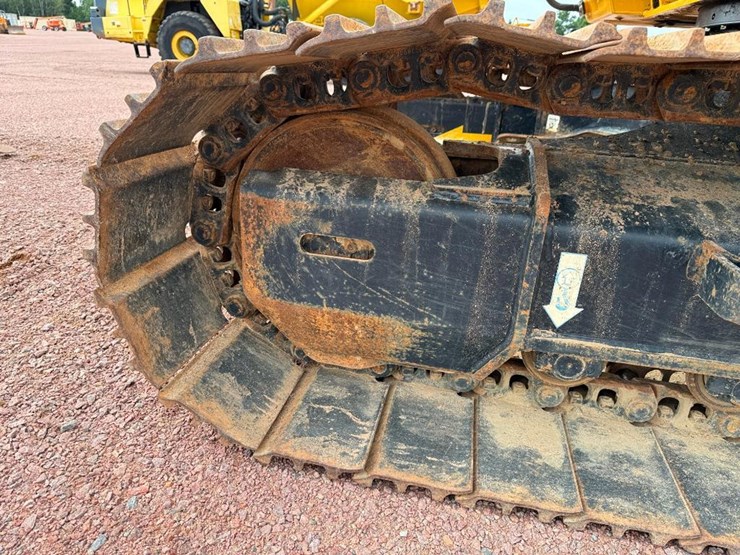 deere-130g-image-8