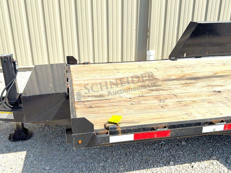 2025-region-welding-18'-hydraulic-lowering-flatbed-trailer-image-39