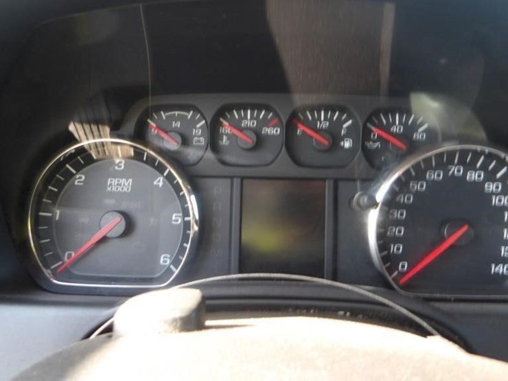 2016-chevrolet-2500-image-20