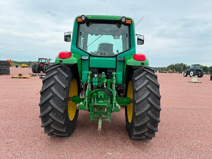 john-deere-7220-image-5