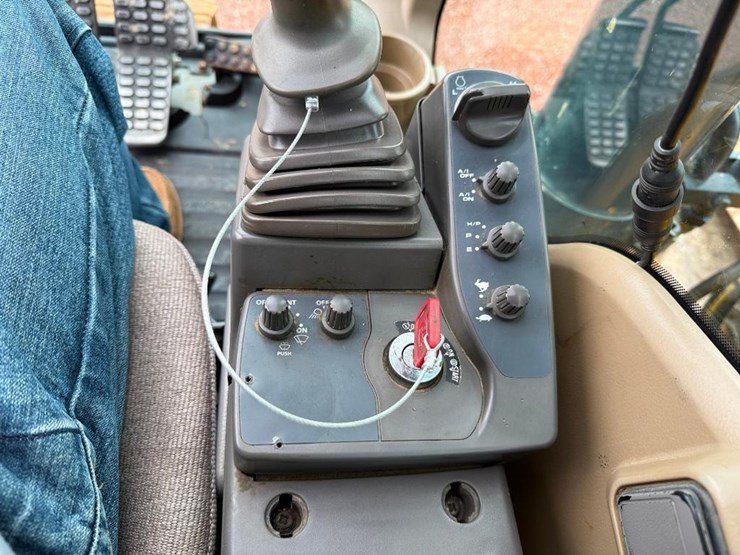 john-deere-2010-image-54