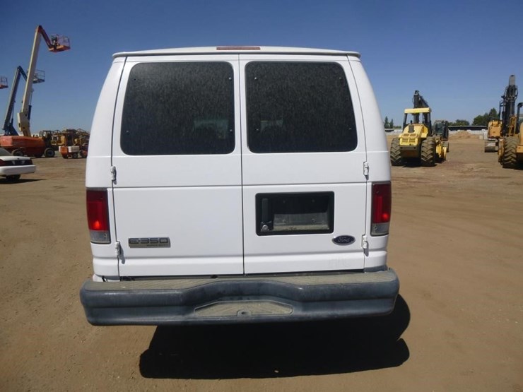 2008-ford-e350-image-6