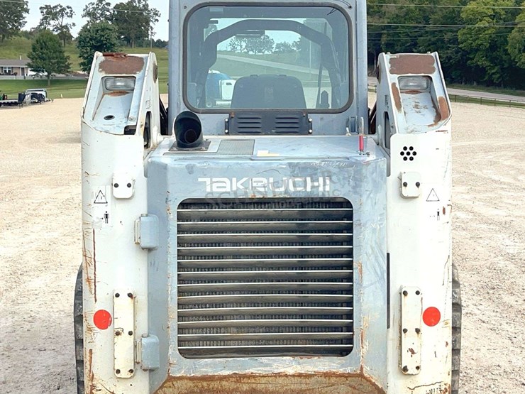 2012-takeuchi-tl10-image-7