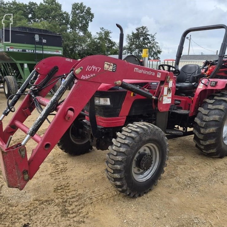 MAHINDRA 5555