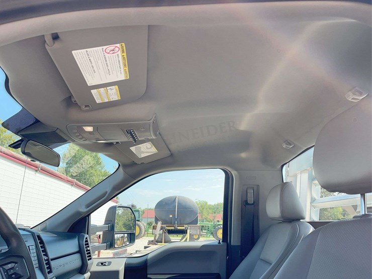 2021-ford-f350-image-73