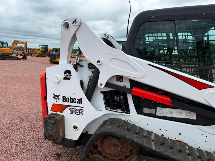 bobcat-t595-image-23