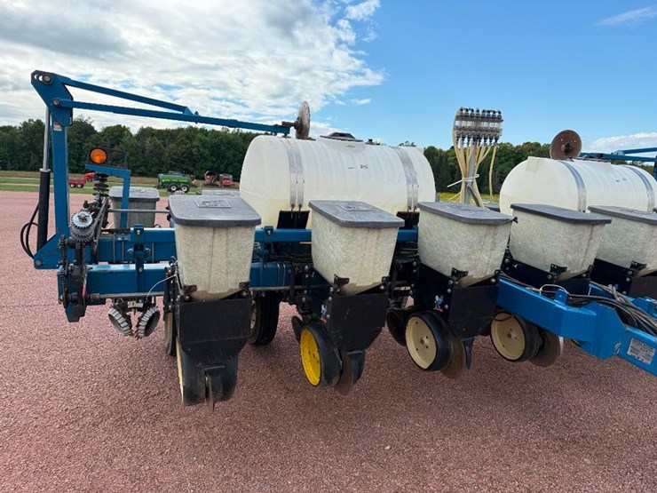 1999-kinze-2000-image-12