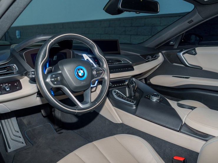 #1064-•-2015-bmw-i-8-image-62