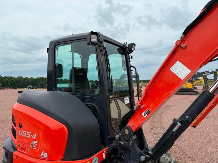kubota-u55-4-image-18