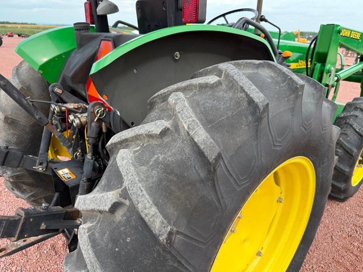john-deere-5320-image-9