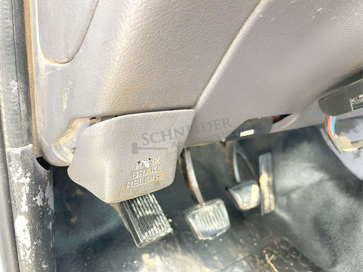 2000-dodge-ram-3500-image-32