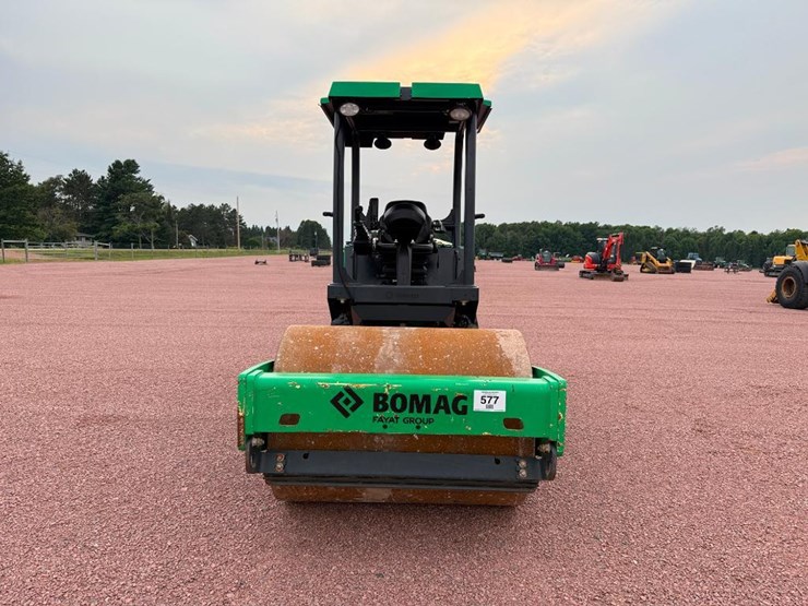 2019-bomag-bw145d-5-image-2