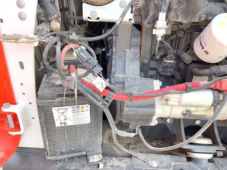 2025-bobcat-t650-image-27