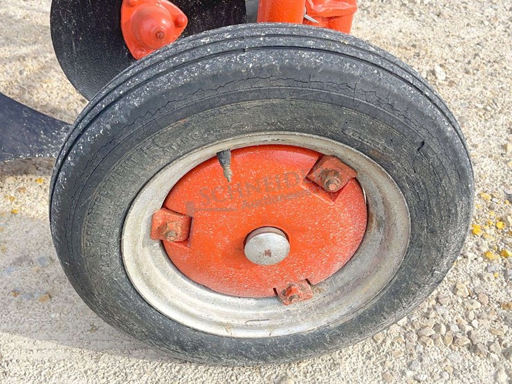 allis-chalmers-model-g-tractor-image-24