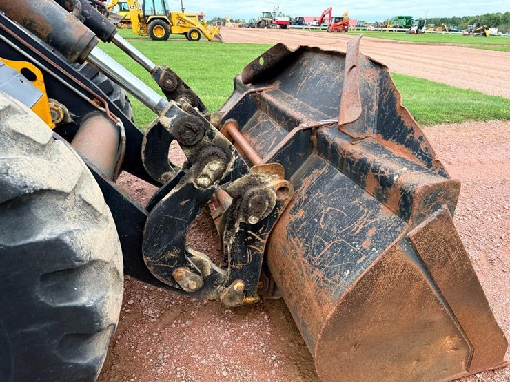 jcb-426b-image-31