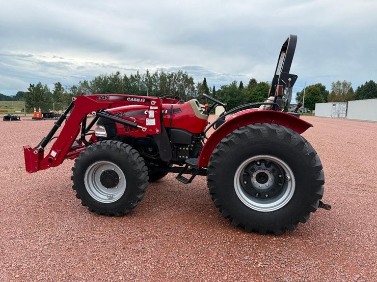 case-ih-farmall-50a-image-6