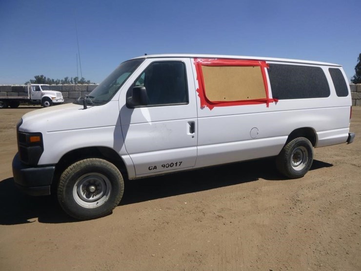 2008-ford-e350-image-2