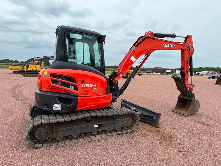 kubota-u55-4-image-3