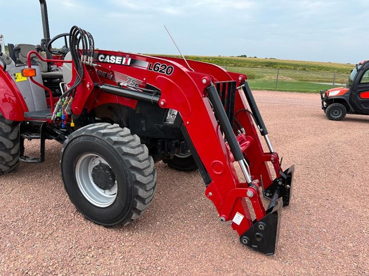 case-ih-farmall-75c-image-15