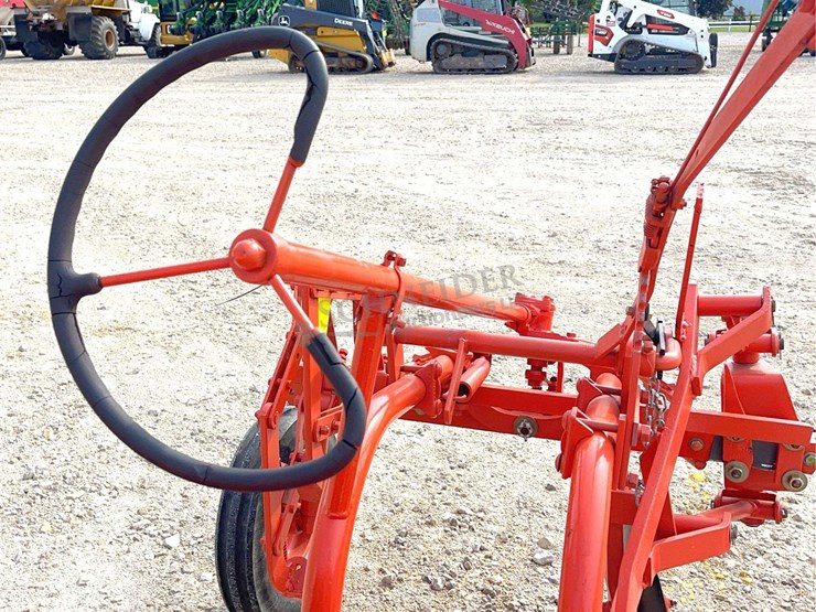 allis-chalmers-model-g-tractor-image-27
